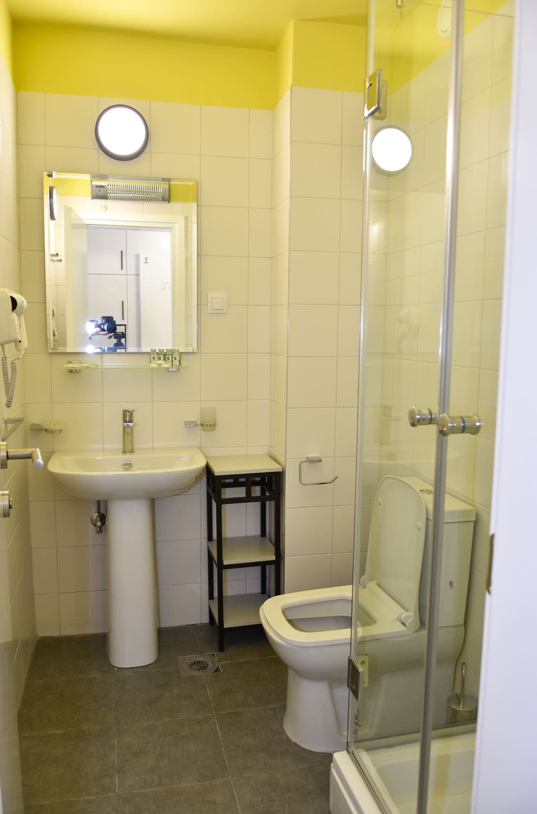 Room 1 — photo 6
