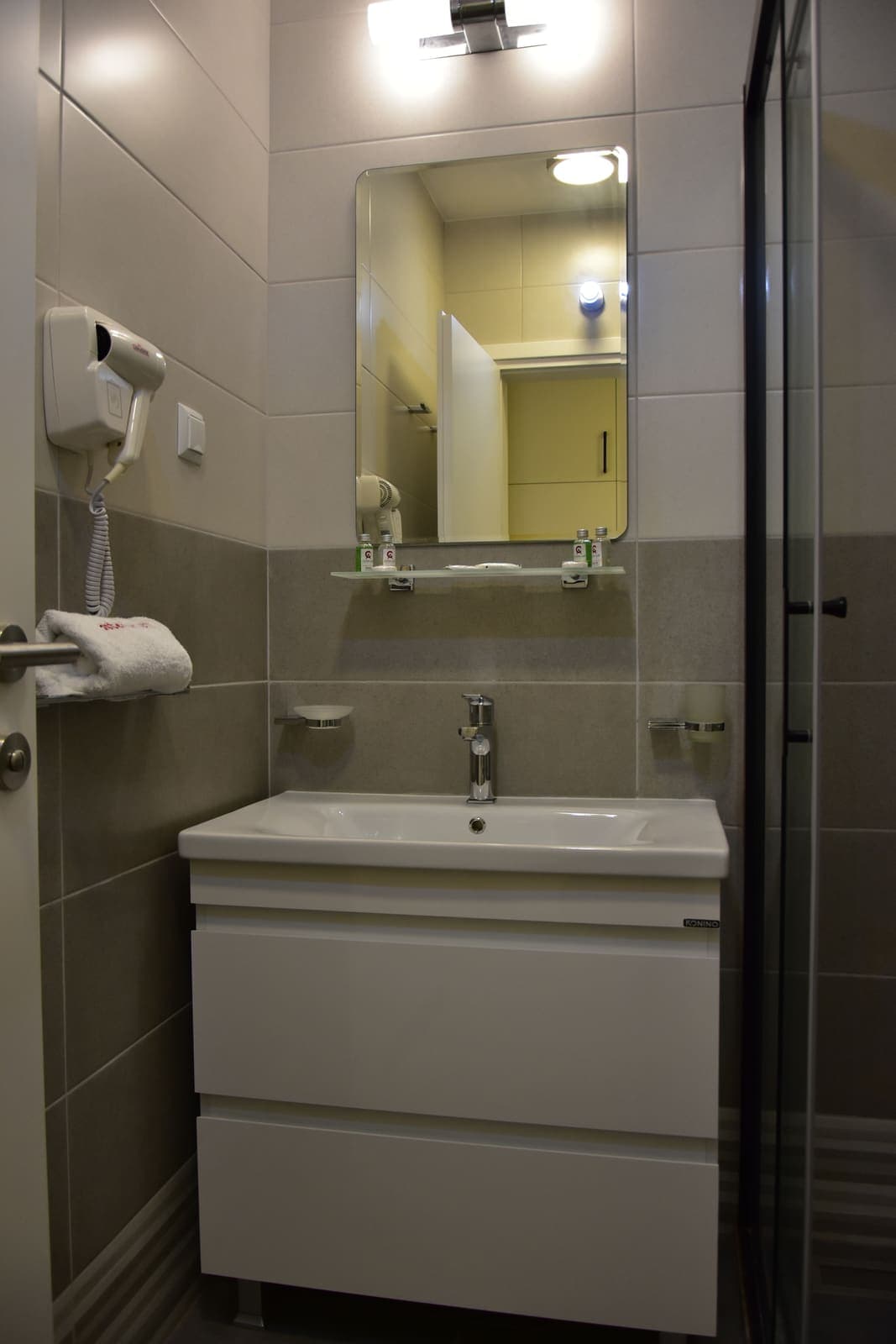 Room 11 — photo 12