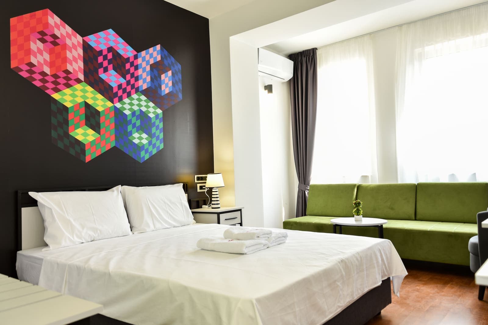 Op-art double room at Osten Art Hotel